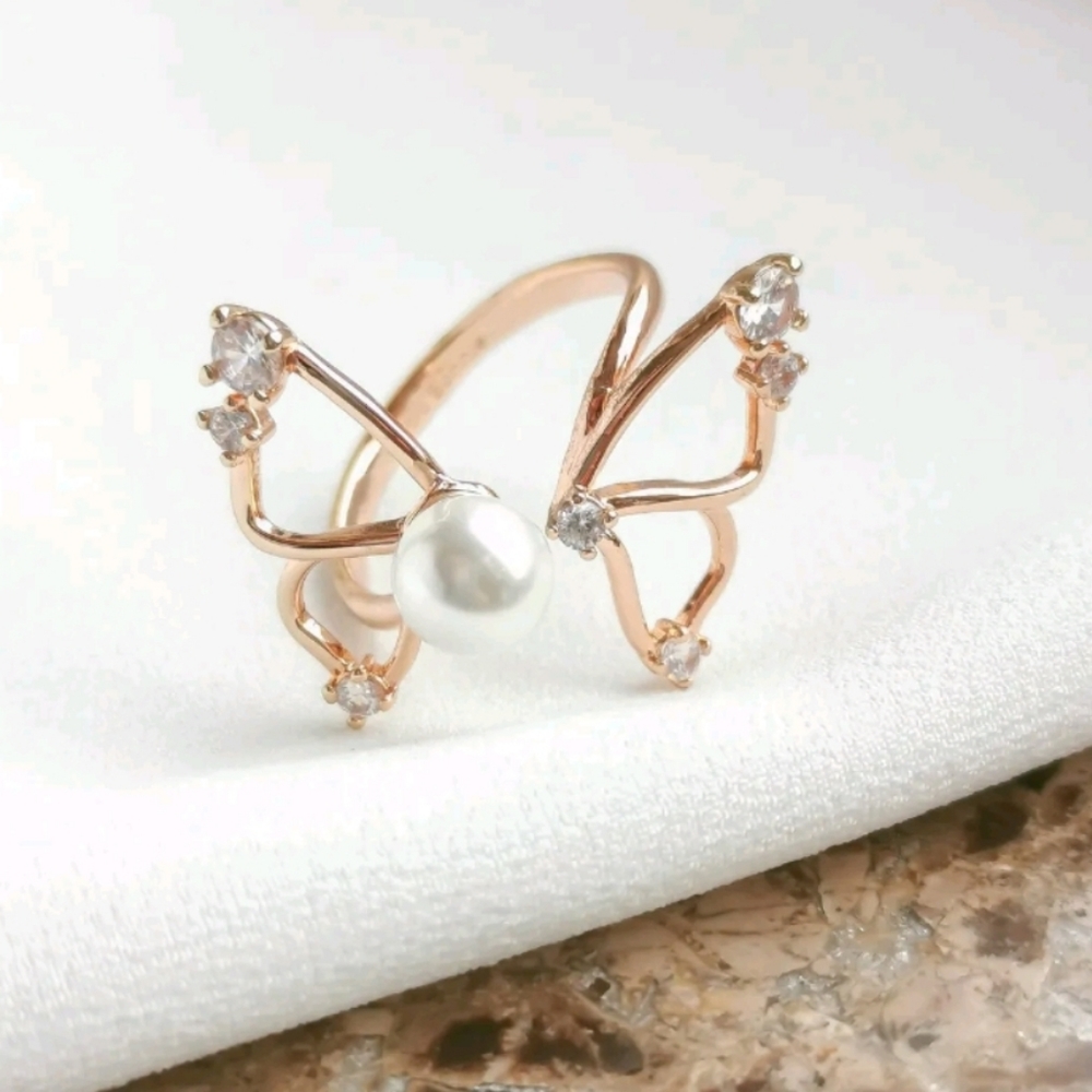 Alicia Bonnie Flutter rose gold Adjustable Ring